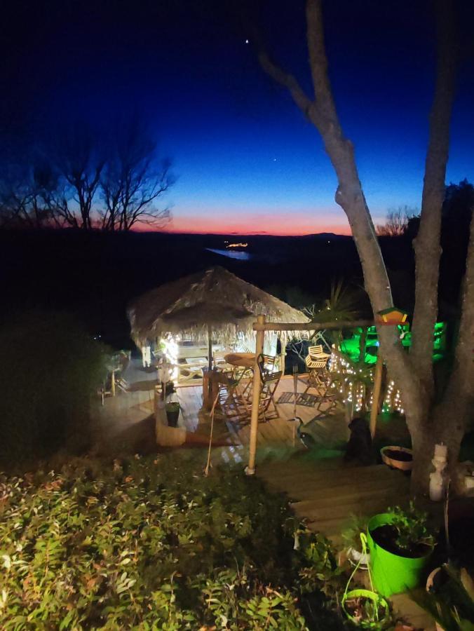 La Lyalis Bed & Breakfast Aiguines Exterior photo
